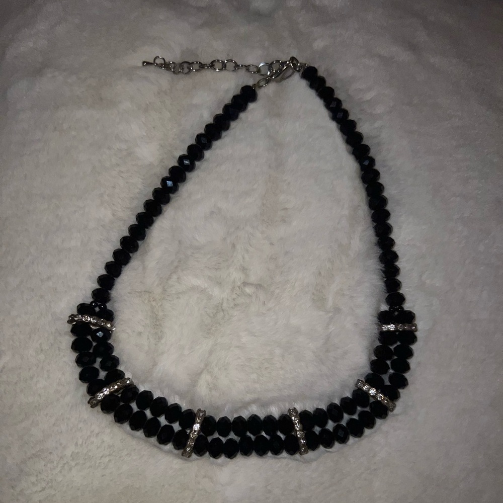 NWOT beaded and rhinestone necklace